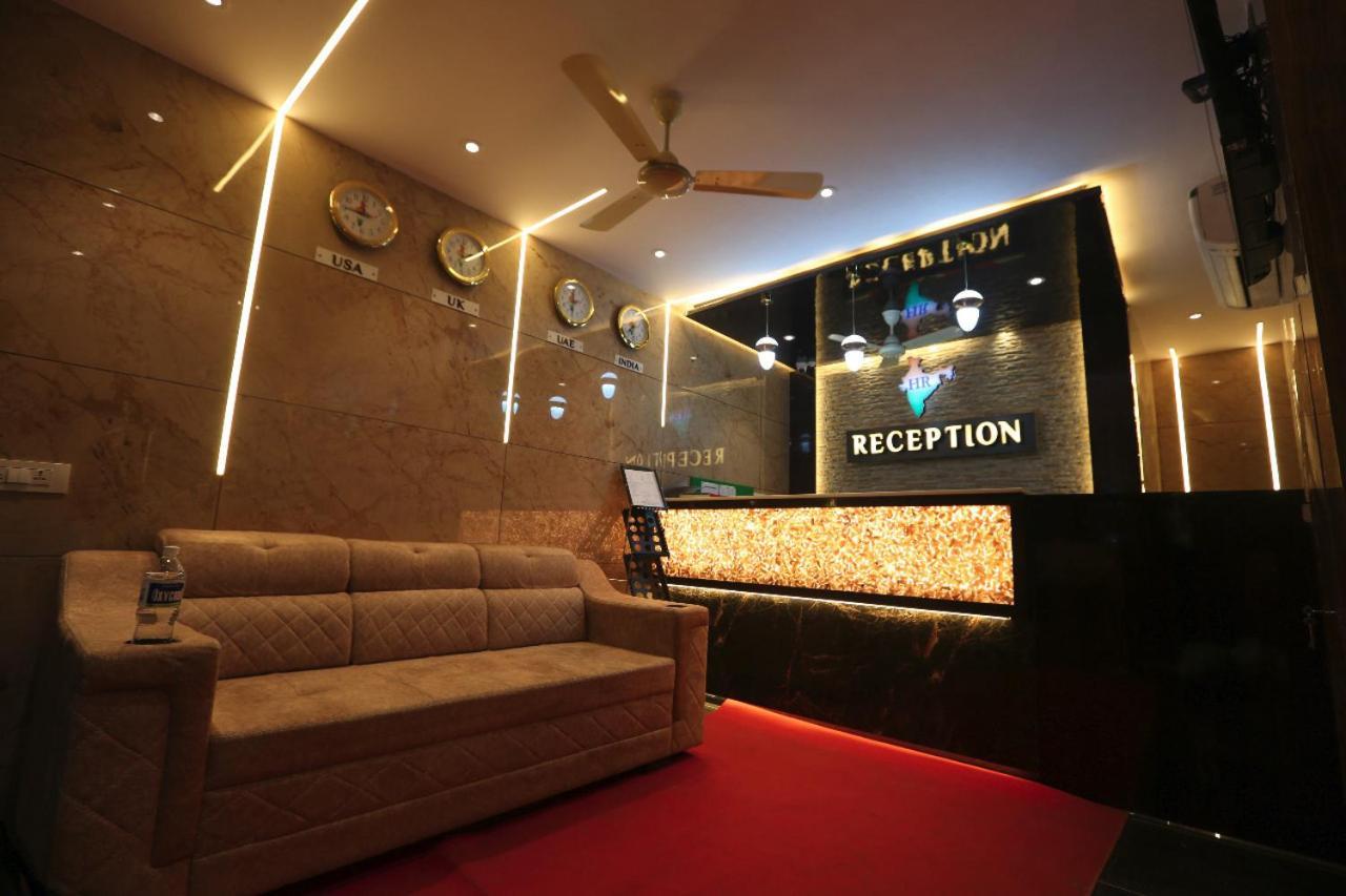 Hotel Hindustan Residency Thána Kültér fotó